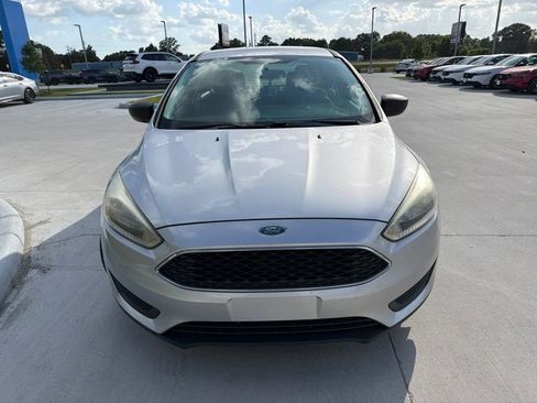 Used 2017 Ford Focus S FWD image 2