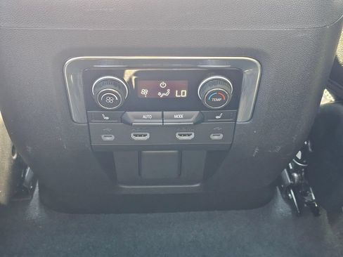 Used 2021 Chevrolet Tahoe High Country AWD/4WD image 19