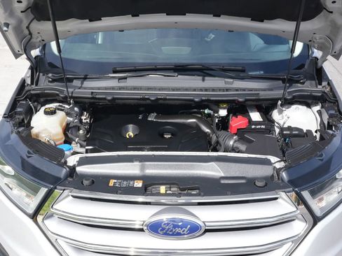 Used 2018 Ford Edge SEL image 21