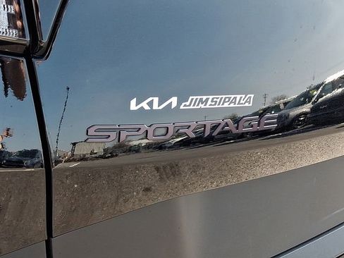Used 2025 Kia Sportage X-Line w/ Premium Package image 29