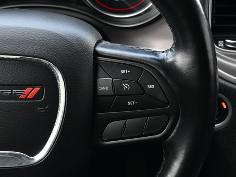 Used 2023 Dodge Charger SXT RWD image 8