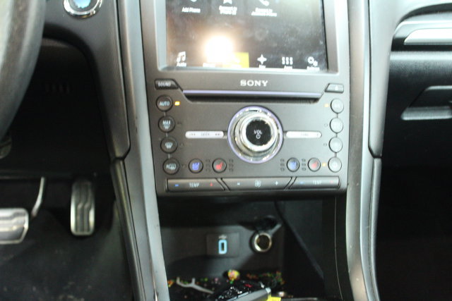 Used 2017 Ford Fusion Titanium FWD image 19