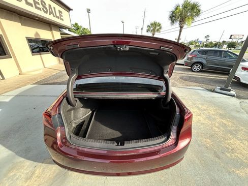 Used 2015 Acura TLX w/ Technology Package FWD image 9