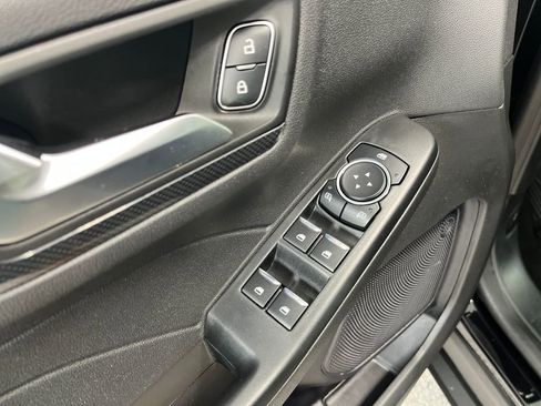 Used 2023 Ford Escape ST-Line w/ Tech Pack #1 AWD/4WD image 13