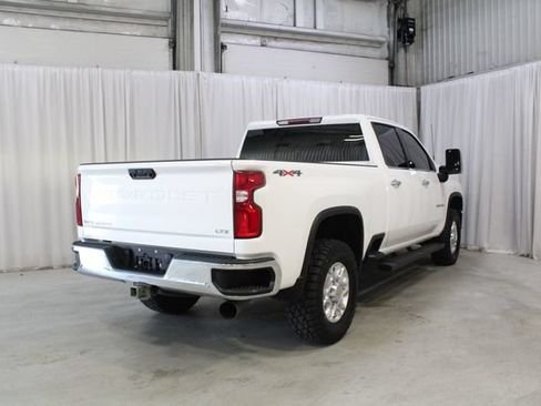 Used 2024 Chevrolet Silverado 2500 LTZ AWD/4WD image 27