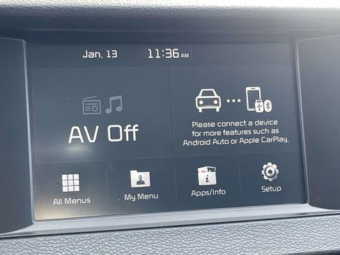 Used 2018 Kia Cadenza Premium image 16