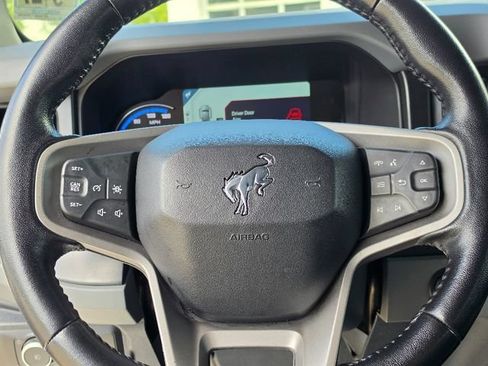 Used 2022 Ford Bronco Black Diamond AWD/4WD image 27