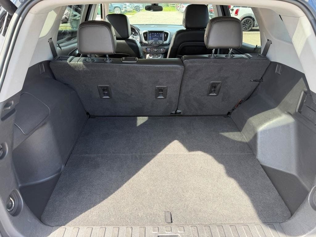 Used 2022 GMC Terrain SLT AWD/4WD image 19