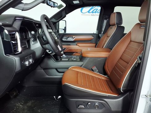 New 2026 GMC Sierra 2500 Denali Ultimate image 8