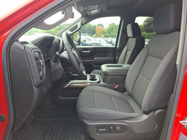Used 2022 Chevrolet Silverado 2500 LT w/ Convenience Package AWD/4WD image 2