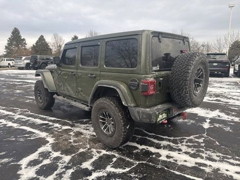 Used 2024 Jeep Wrangler Unlimited Rubicon image 5