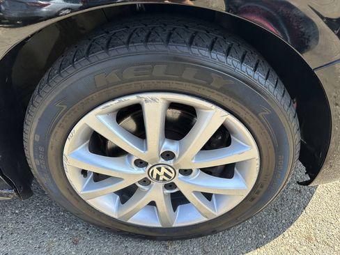 Used 2013 Volkswagen Jetta SE FWD image 25