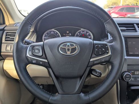 Used 2016 Toyota Camry XLE image 24