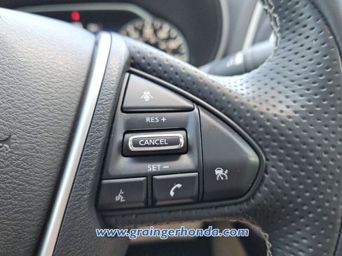 Used 2023 Nissan Maxima Platinum w/ Sport Mat Group FWD image 20