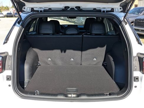 New 2026 Jeep Compass Latitude image 12