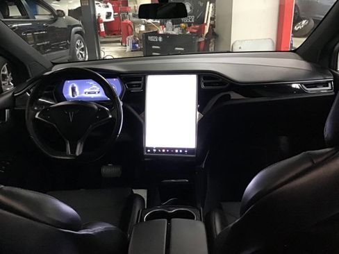 Used 2016 Tesla Model X 60D AWD/4WD image 29