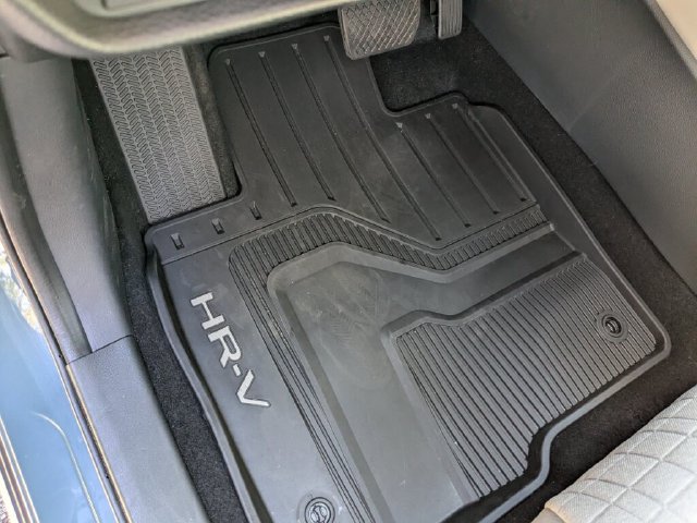 Certified 2026 Honda HR-V LX image 28