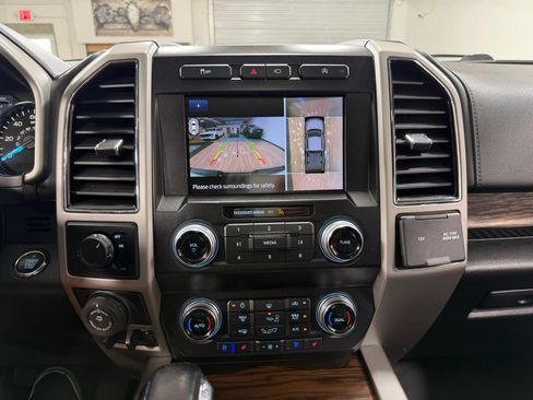 Used 2020 Ford F150 Lariat w/ Equipment Group 502A Luxury RWD image 22
