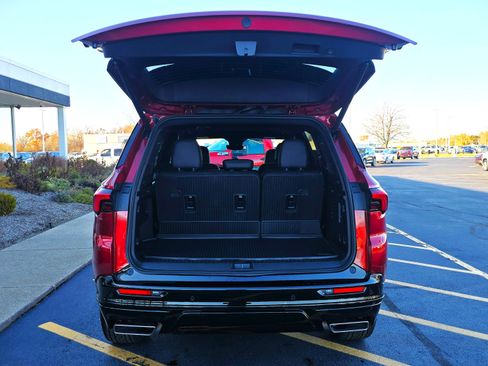 New 2026 Buick Enclave Sport Touring w/ Super Cruise Package image 8