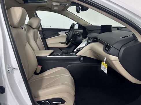 Used 2025 Acura TLX w/ Technology Package image 29