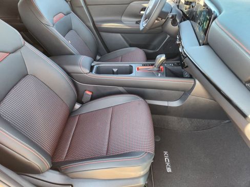 New 2026 Nissan Kicks SR image 13