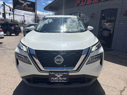 Used 2021 Nissan Rogue SV FWD image 9