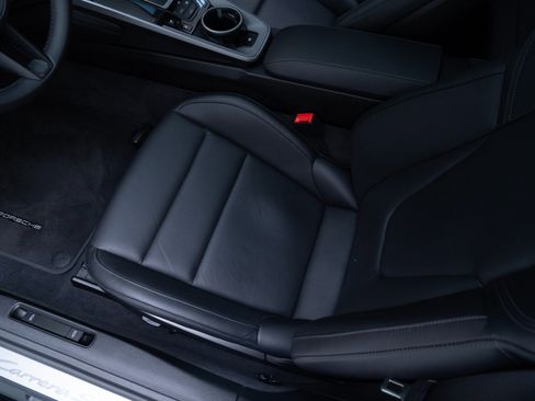 Certified 2024 Porsche 911 Carrera S image 16