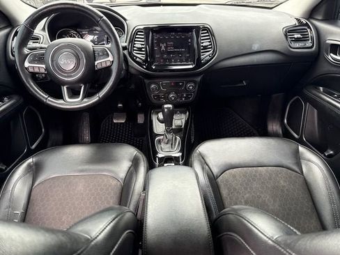 Used 2018 Jeep Compass Latitude w/ Popular Equipment Group AWD/4WD image 13