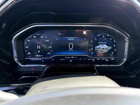 Used 2022 Chevrolet Silverado 1500 RST image 29