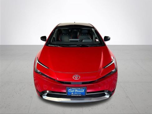 Used 2023 Toyota Prius Prime FWD image 3