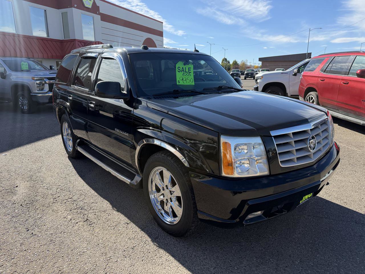 Used 2005 Cadillac Escalade AWD image 2