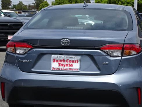 Used 2026 Toyota Corolla LE FWD image 15