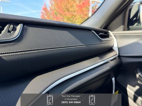 New 2025 Jeep Grand Cherokee L Altitude image 20