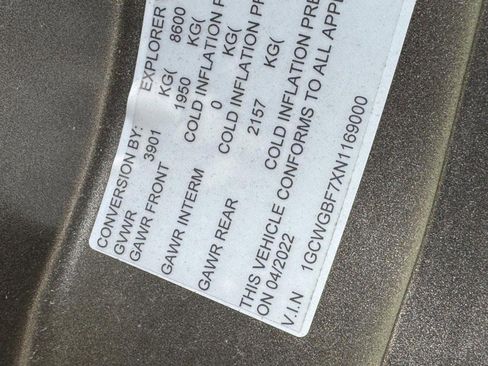 Used 2022 Chevrolet Express 2500 Extended w/ Enhanced Convenience Package image 29