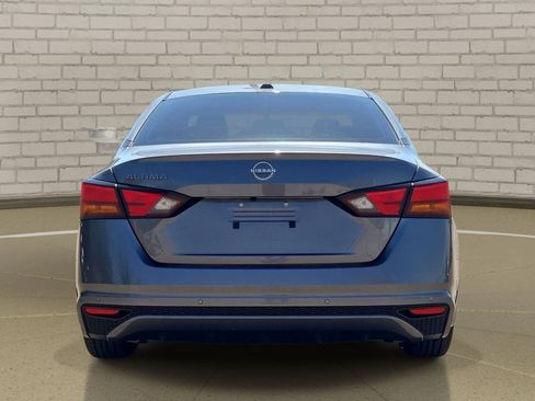 Used 2025 Nissan Altima 2.5 S FWD image 6