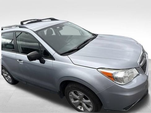 Used 2016 Subaru Forester 2.5i w/ Alloy Wheel Package AWD/4WD image 7
