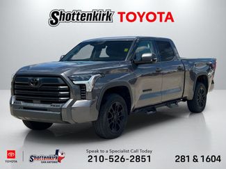 Used 2022 Toyota Tundra SR5 AWD/4WD video 1