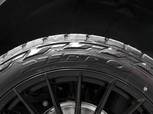 Used 2026 GMC Yukon XL AT4 Ultimate image 38