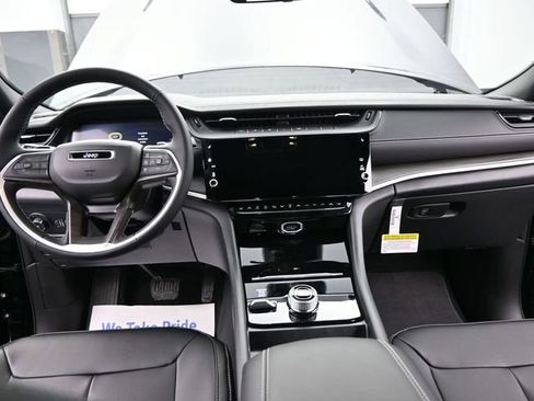 New 2026 Jeep Grand Cherokee Limited image 29