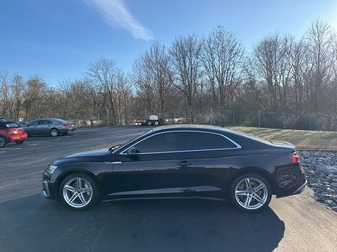Used 2021 Audi A5 2.0T Premium w/ Convenience Package image 2