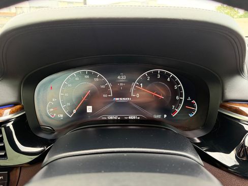 Used 2019 BMW M550i xDrive AWD/4WD image 16