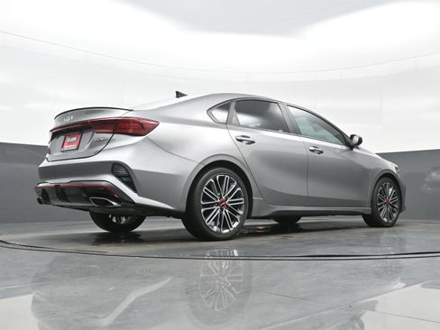 Used 2024 Kia Forte GT FWD image 31