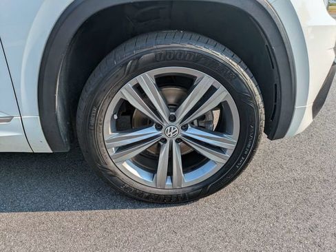 Used 2019 Volkswagen Atlas SE FWD image 11