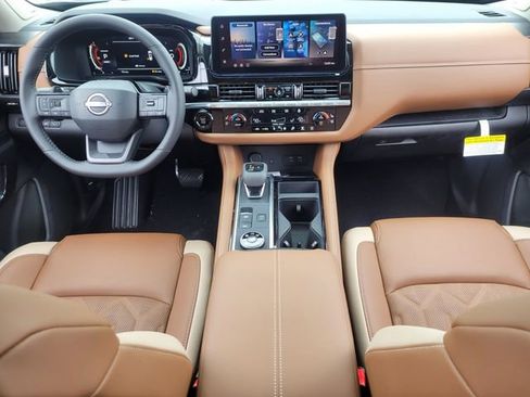 New 2026 Nissan Pathfinder Platinum AWD/4WD image 10