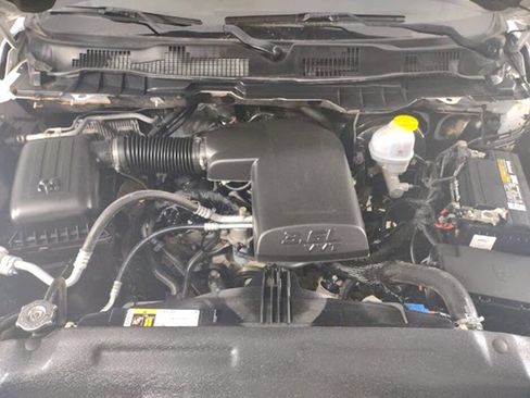 Used 2022 RAM 1500 Tradesman w/ Chrome Appearance Group image 17