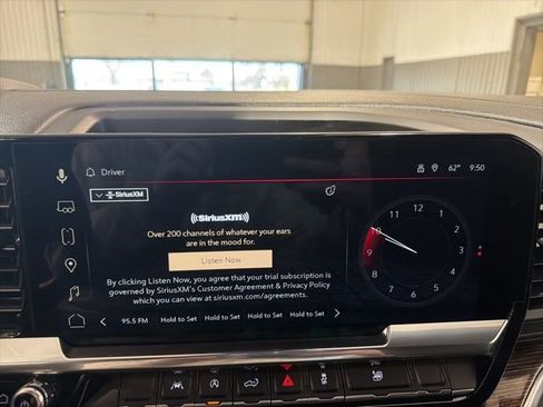 Used 2025 GMC Sierra 1500 Elevation image 23