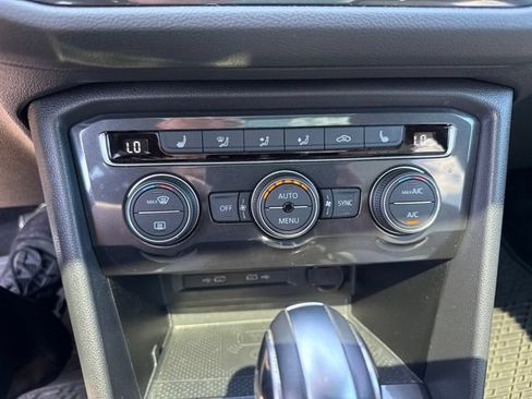 Used 2021 Volkswagen Tiguan SE R-Line AWD/4WD image 16