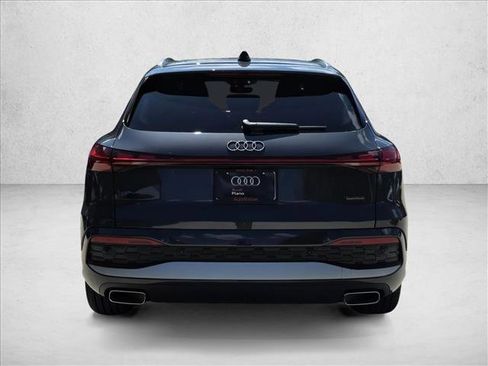 New 2025 Audi Q5 Prestige image 5