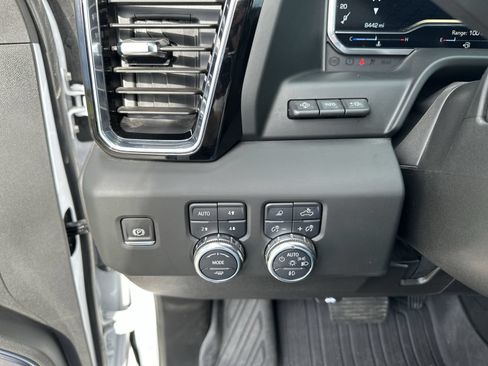 Certified 2024 GMC Sierra 2500 Denali w/ Denali Reserve Package AWD/4WD image 18
