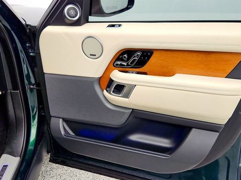 Used 2022 Land Rover Range Rover P525 Westminster Edition image 31